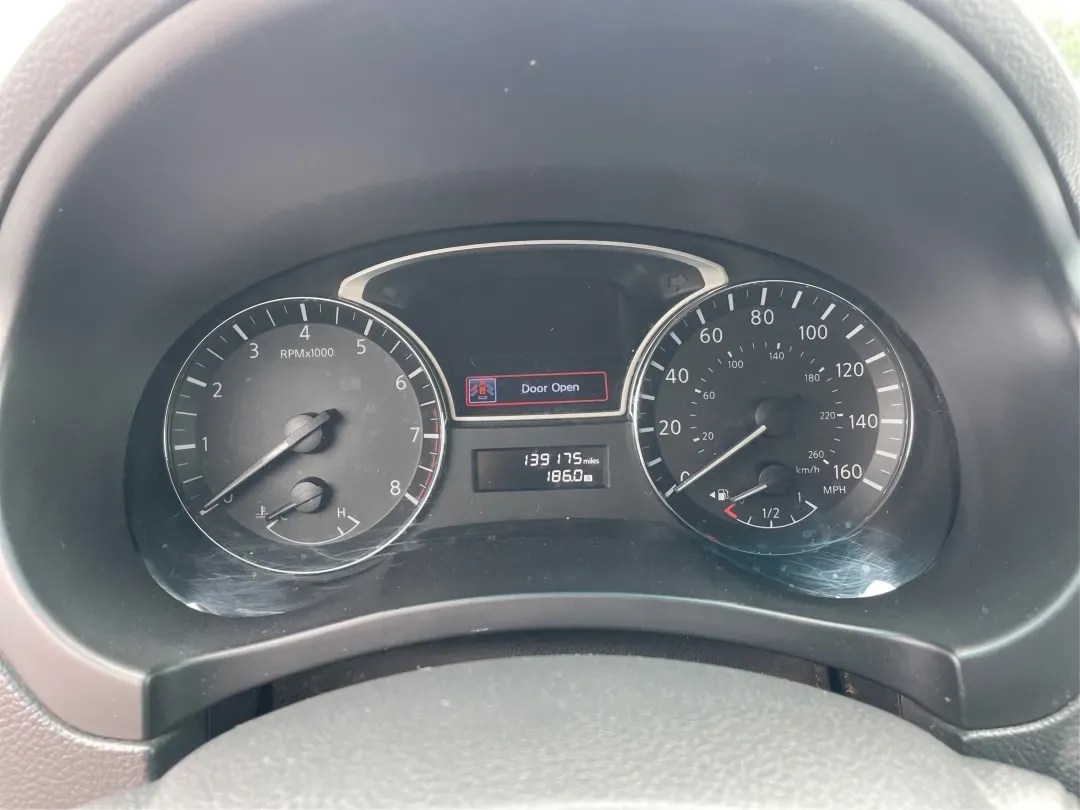 2013 Nissan Altima 2.5 S (1N4AL3APXDC) with an 2.5L I-4 DOHC engine, located at 1230 East Main St, Xenia, OH, 45385, (937) 908-9800, 39.688026, -83.910172 - **Experience the Ultimate Blend of Comfort and Reliability with the 2013 Nissan Altima 2.5 S Perfect for Your Lifestyle!**<br /> <br /> Are you in search of a vehicle that effortlessly balances daily commuting and weekend getaways? Look no further than this stunning 2013 Nissan Altima 2.5 S, now av - Photo#15