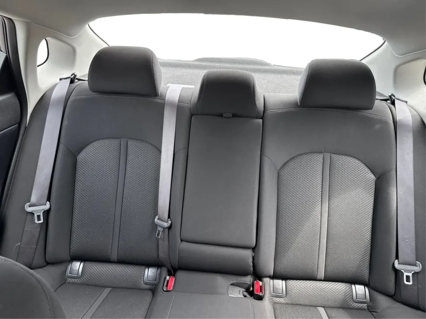 2018 Kia Optima LX (KNAGT4L33J5) with an Theta II 2.4L I-4 gasoline direct injection engine, located at 1099 N County Rd 25A , Troy, OH, 45373, (937) 908-9800, 40.057079, -84.212883 - **Experience the Perfect Blend of Style and Comfort with the 2018 Kia Optima LX at Advantage Car and Credit!**<br /> <br /> Are you searching for a reliable sedan that fits seamlessly into your busy lifestyle? Look no further! The 2018 Kia Optima LX is not just a means of transportation; it's your p - Photo#14