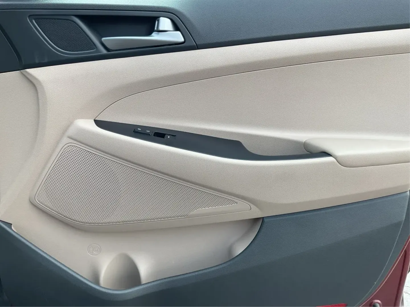 2017 Hyundai Tucson Eco (KM8J33A24HU) with an 1.6L I-4 gasoline direct injection engine, located at 1951 S Dayton Lakeview Rd., New Carlisle, OH, 45344, (937) 908-9800, 39.890999, -84.050255 - ### Discover the Perfect SUV for Your Adventures: 2017 Hyundai Tucson Eco at Advantage Car and Credit<br /> <br /> Are you searching for a reliable SUV that fits seamlessly into your active lifestyle? Look no further! The 2017 Hyundai Tucson Eco is the perfect companion for weekend adventures, daily - Photo#19