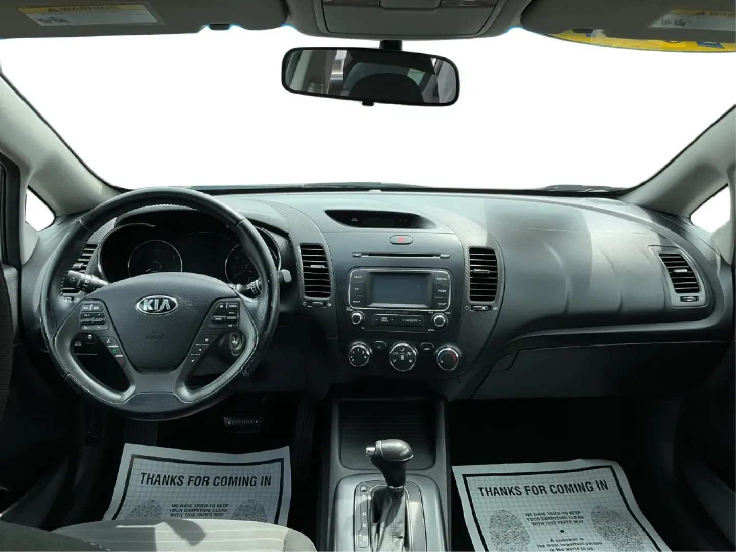 2014 Kia Forte EX (KNAFX5A88E5) with an 2L I-4 gasoline direct injection engine, located at 1099 N County Rd 25A , Troy, OH, 45373, (937) 908-9800, 40.057079, -84.212883 - **Discover Your Next Adventure with the 2014 Kia Forte EX at Advantage Car and Credit!**<br /> <br /> Are you ready to elevate your daily commute or embark on weekend adventures? The 2014 Kia Forte EX is the perfect companion, whether you're navigating the bustling streets of Fairborn, OH, or hittin - Photo#19