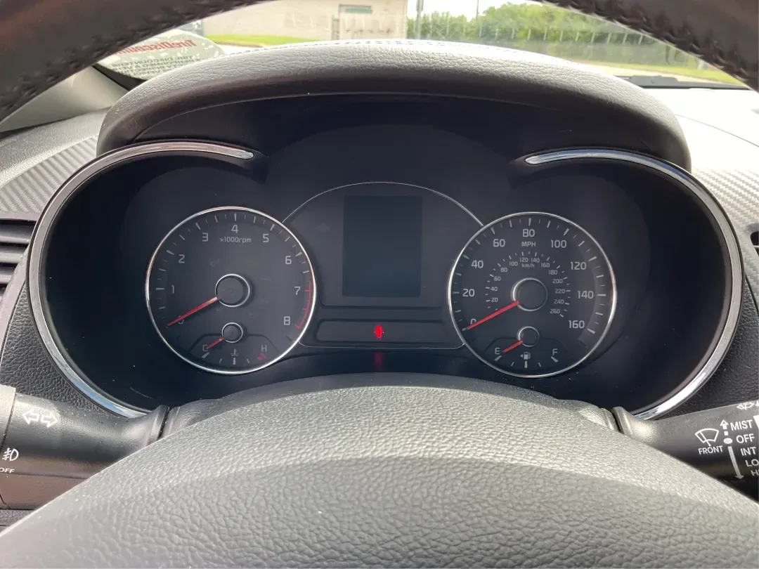 2014 Kia Forte EX (KNAFX5A88E5) with an 2L I-4 gasoline direct injection engine, 6-Speed Automatic transmission, located at 401 Woodman Dr, Riverside, OH, 45431, (937) 908-9800, 39.760899, -84.123421 - **Discover Your Next Adventure with the 2014 Kia Forte EX at Advantage Car and Credit!**<br /> <br /> Are you ready to elevate your daily commute or embark on weekend adventures? The 2014 Kia Forte EX is the perfect companion, whether you're navigating the bustling streets of Fairborn, OH, or hittin - Photo#15