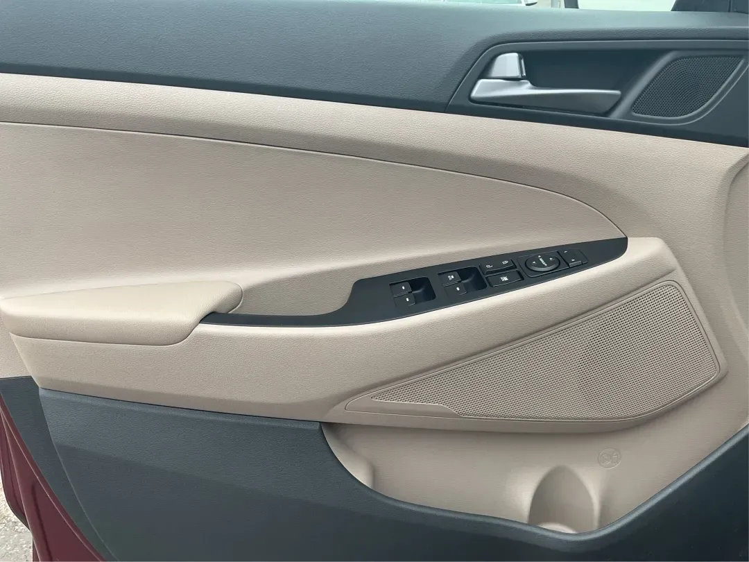 2017 Hyundai Tucson Sport (KM8J3CA29HU) with an 1.6L I-4 gasoline direct injection engine, located at 1951 S Dayton Lakeview Rd., New Carlisle, OH, 45344, (937) 908-9800, 39.890999, -84.050255 - 2017 Hyundai Tucson Sport - Photo#18