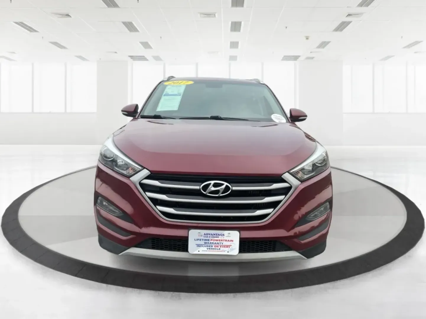 2017 Hyundai Tucson Sport (KM8J3CA29HU) with an 1.6L I-4 gasoline direct injection engine, located at 1099 N County Rd 25A , Troy, OH, 45373, (937) 908-9800, 40.057079, -84.212883 - **Discover Adventure in the 2017 Hyundai Tucson: Your Ideal SUV for Every Journey!**<br /> <br /> Are you ready to elevate your driving experience? The 2017 Hyundai Tucson in striking Ruby Wine is here, tailored for those who crave versatility and reliability in their daily adventures. Whether you'r - Photo#7