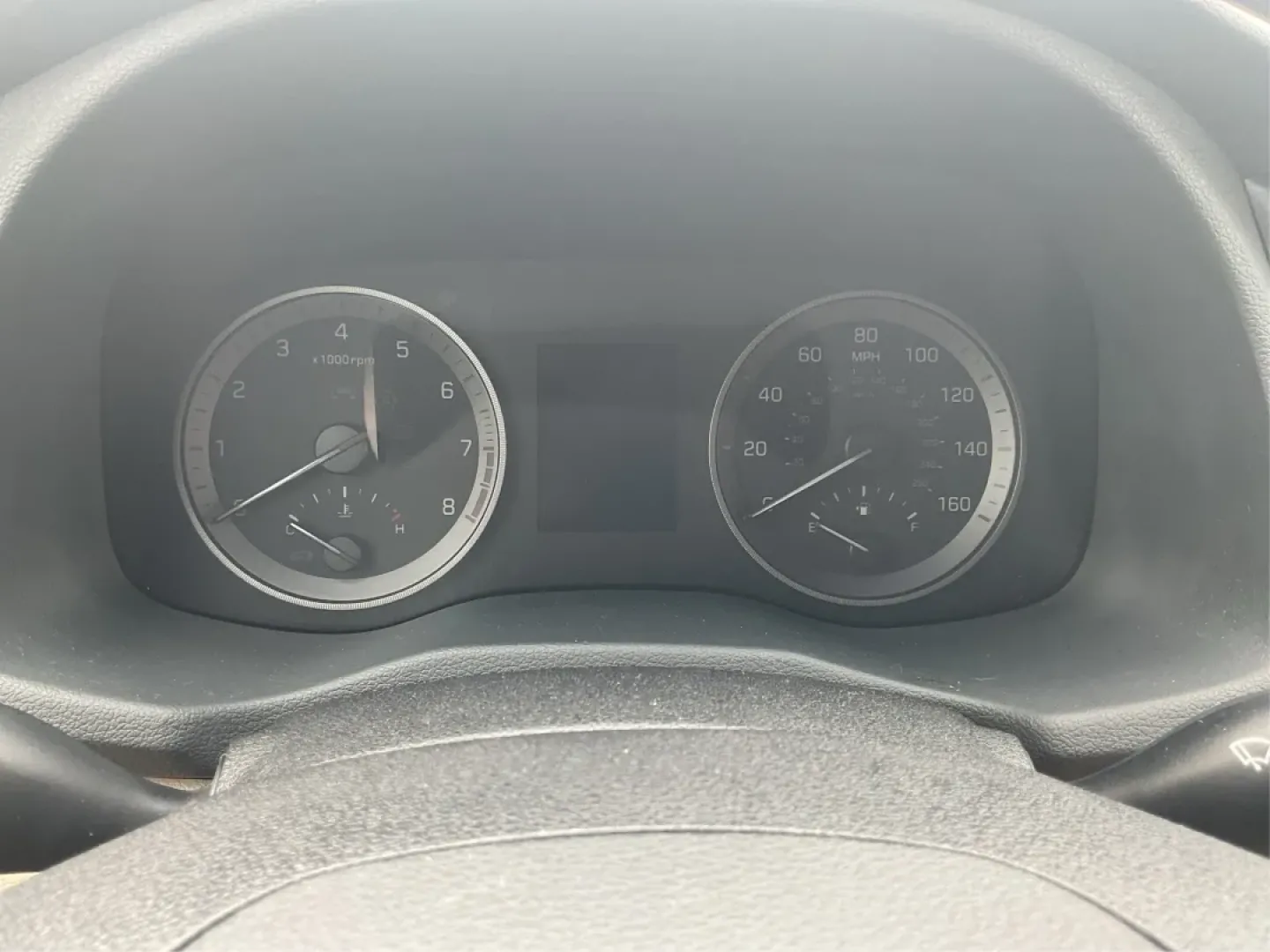 2017 Hyundai Tucson Sport (KM8J3CA29HU) with an 1.6L I-4 gasoline direct injection engine, located at 1099 N County Rd 25A , Troy, OH, 45373, (937) 908-9800, 40.057079, -84.212883 - **Discover Adventure in the 2017 Hyundai Tucson: Your Ideal SUV for Every Journey!**<br /> <br /> Are you ready to elevate your driving experience? The 2017 Hyundai Tucson in striking Ruby Wine is here, tailored for those who crave versatility and reliability in their daily adventures. Whether you'r - Photo#15